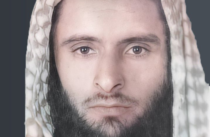 الشيخ ناصر بن سعيد آل حسين الغامدي. من قدماء المربين ومن دعاتها ومفتيها. تتلمذ على يد العلامة الشيخ عبد العزيز بن باز. يرحمهما الله